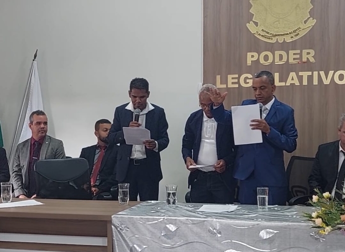 Nova Composição na Câmara Municipal de Divisa Alegre